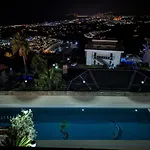 Great With Beatiful View And 4 Bedrooms 1000 Sqm Area Villa